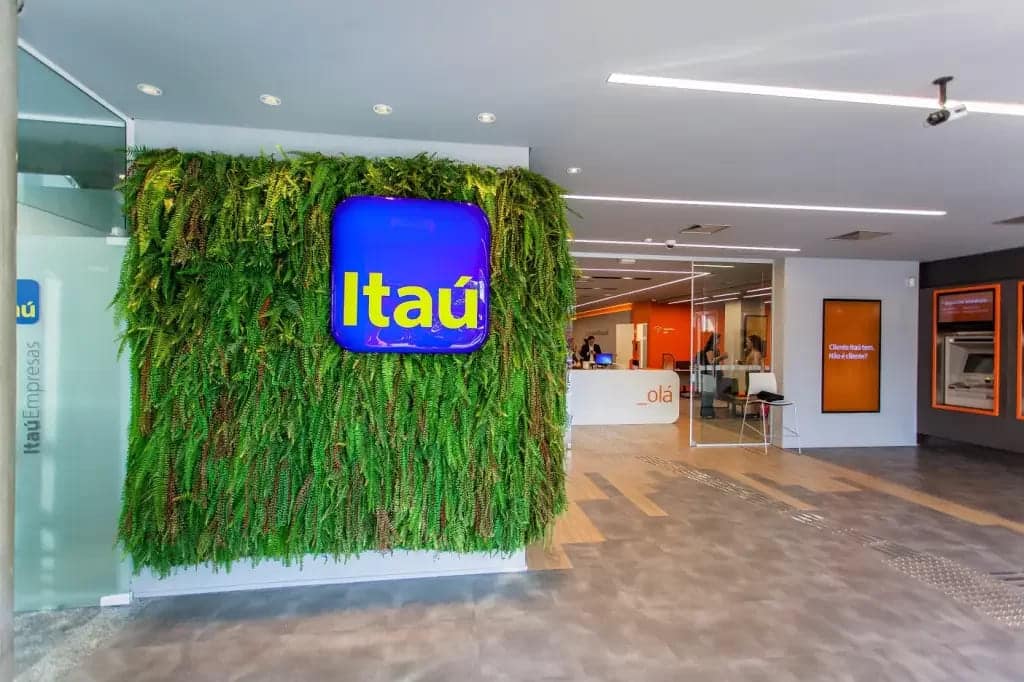Setor financeiro domina o BrandZ 2024 com o banco Itaú em primeiro lugar entre as 50 Marcas Mais Valiosas do Brasil.